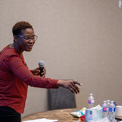 2026-04-17nadiapresenting3